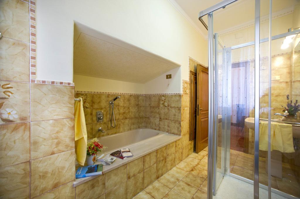 Agriturismo Podere Poggio Ai Cieli Σαν Τζιμινιάνο Δωμάτιο φωτογραφία