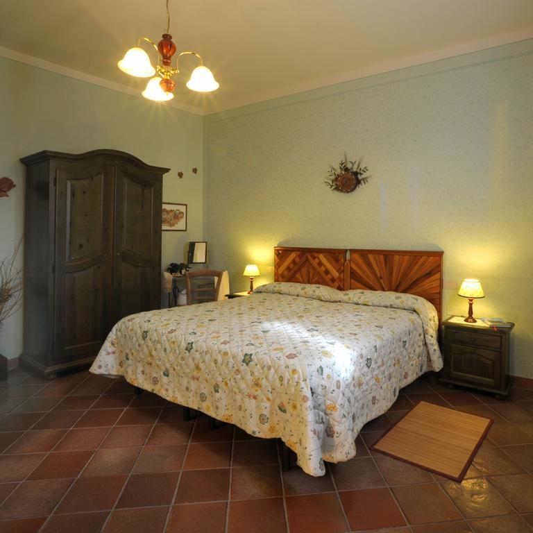 Agriturismo Podere Poggio Ai Cieli Σαν Τζιμινιάνο Δωμάτιο φωτογραφία